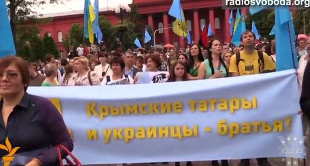 У Києві вшановують пам’ять депортованих кримських татар (ВІДЕО)