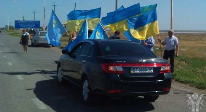 На Херсонщині організовано проголосували кримські татари