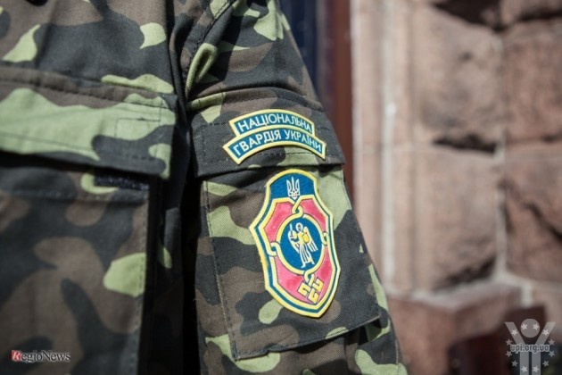 Більше десяти годин продовжувався штурм полку патрульно-постової служби Національної гвардії України в Луганську