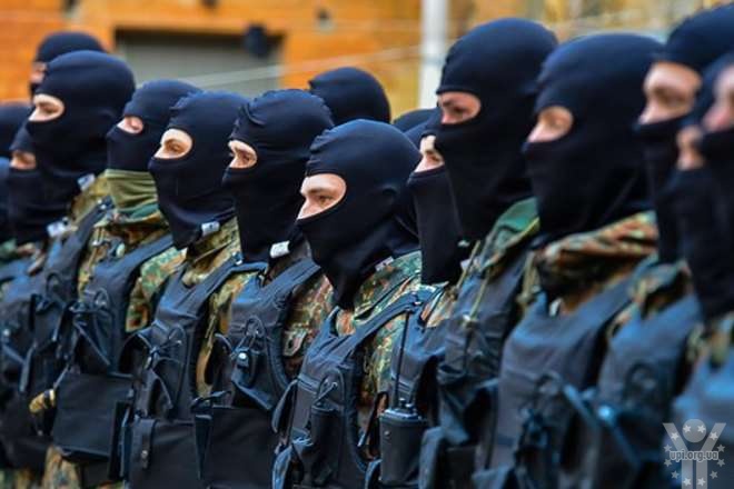 Українські силовики під Маріуполем затримали терористів. Бійці спецпідрозділу 