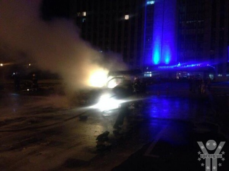 У центрі Донецька вибухнув мікроавтобус керівника ДНР Дениса Пушіліна (додано)