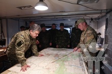 Головнокомандувач Порошенко розпочав найголовнішу військову операцію в історії України