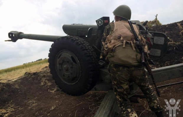 Українські військові відбили потужний артобстріл гори Карачун під Слов'янськом. Відео