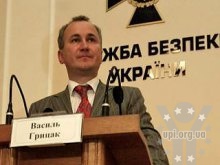Президент звільнив керівника АТО Крутова і призначив Грицака