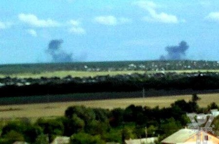 Авіація сил АТО завдала удару по позиціях терористів біля Луганського аеропорту. Відео (додано)