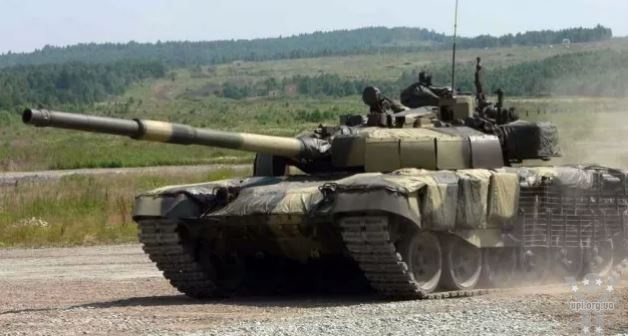 Бойовики продовжують спроби перекидання бронетехніки до України з Росії