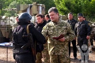 Петро Порошенко затвердив план звільнення Донбасу від терористів