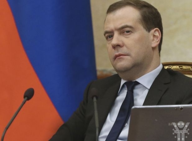Медведєв: Санкції Заходу проти Росії не допоможуть Україні
