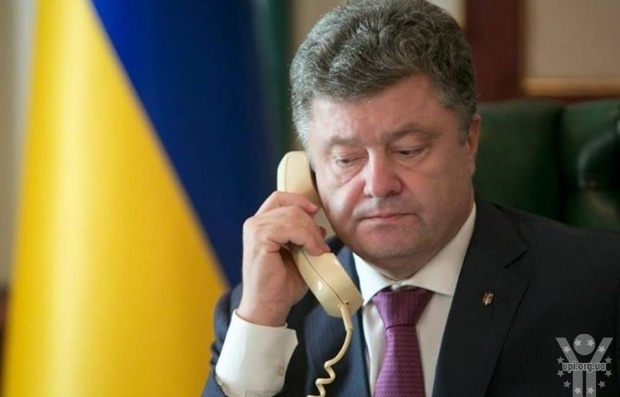 Президент Порошенко веде переговори з президентом Обамою щодо російського 