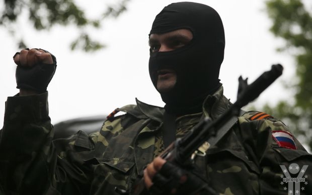 У боях за Іловайськ на боці терористів воюють кадрові військові Росії