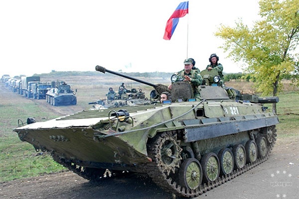 Російські війська відступають від Маріуполя. Відео