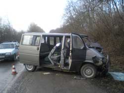 На Хмельниччині автомобіль „ВАЗ-21099” зіткнувся з мікроавтобусом „Фольксваген-Транспортер”