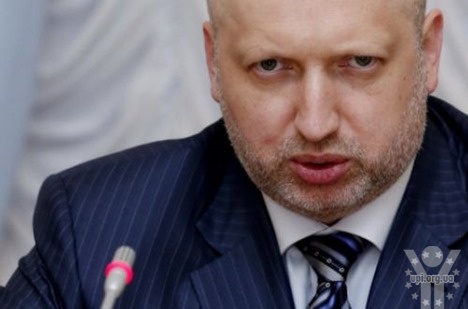 Турчинов хоче відключити електроенергію на окупованій терористами території Донбасу
