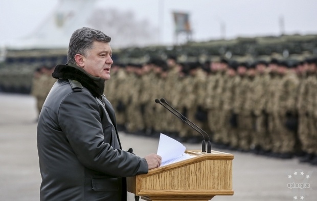 Президент України підписав указ про проведення трьох етапів мобілізації в 2015 році