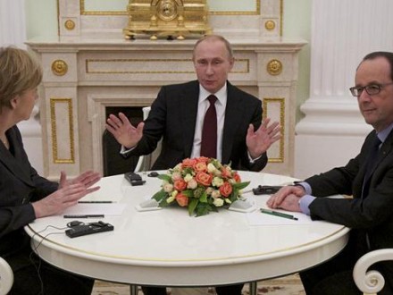 Зустріч Меркель, Олланда з Путіним у Москві триває більше двох годин