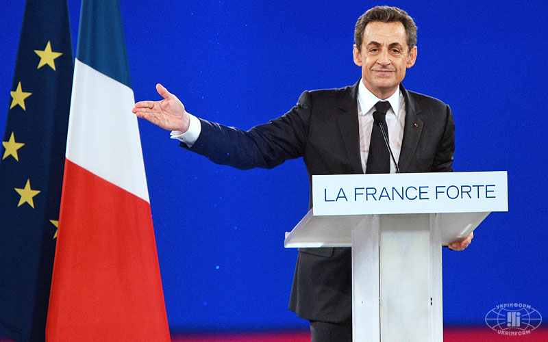 Перемога правих у Франції: Саркозі та Ле Пен проти Олланда