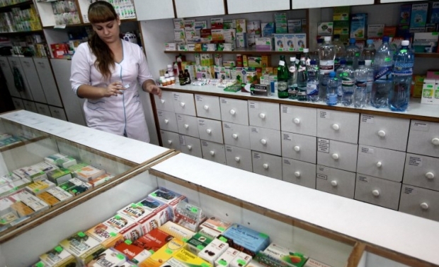 В Україні подешевшають імпортні ліки й медичні вироби