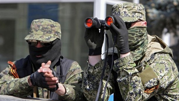 Російські загарбники продовжують нищити інфраструктуру Донбасу та обстрілювати позиції українських патріотів