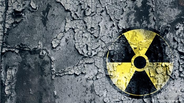 Україна зістрибує з ядерної голки Росії