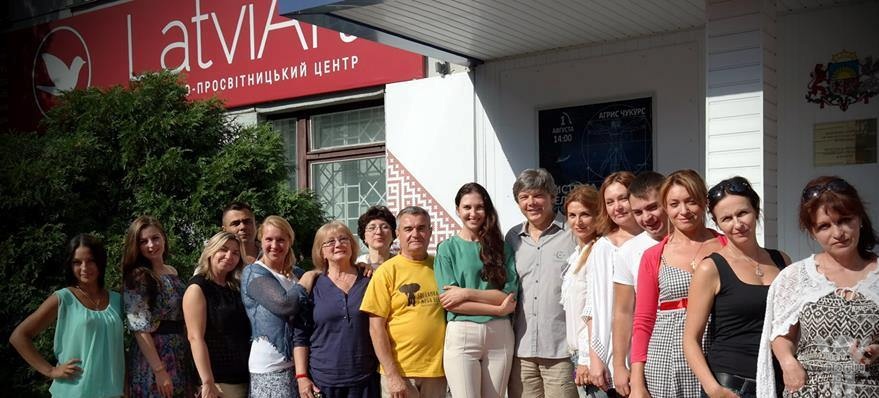 Кращі латвійські психологи проводять тренінги для українців