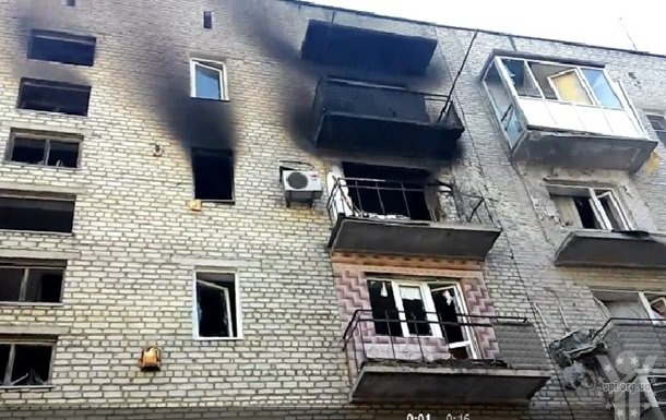 Бойовики майже годину обстрілювали житлові квартали Мар'їнки