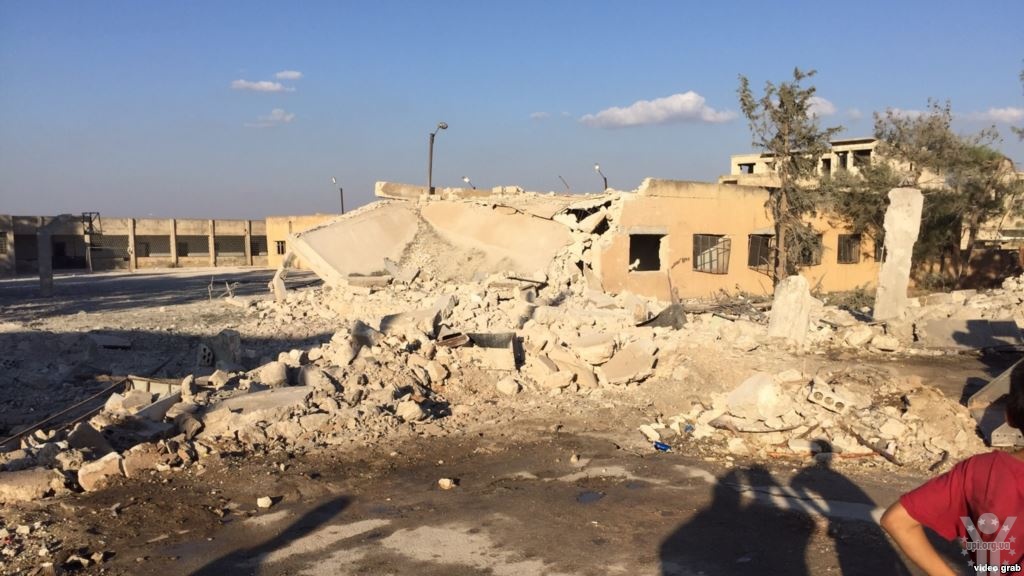Російська авіація атакує цивільне населення Сирії, зруйнована лікарня