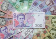 Українську гривню підроблюють у 16 разів рідше за євро
