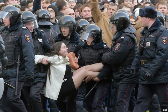 Чим завершаться масові протести в Росії