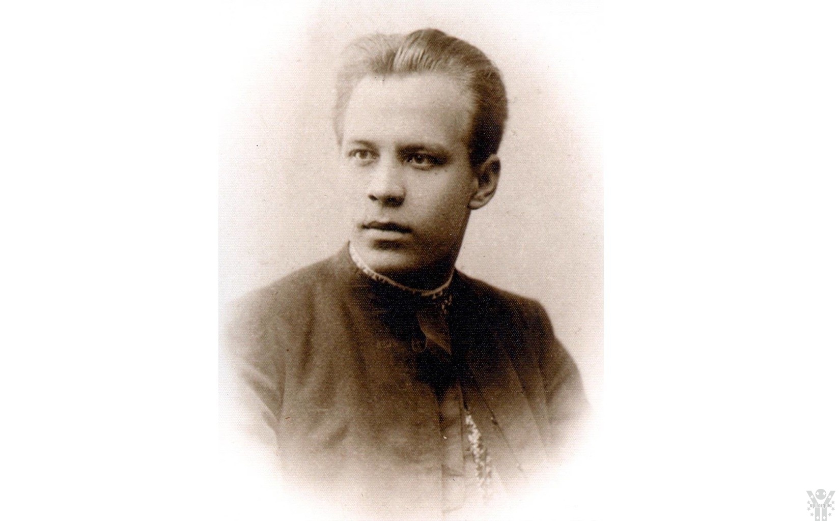 Микола Вороний - український поет, театрознавець, перекладач