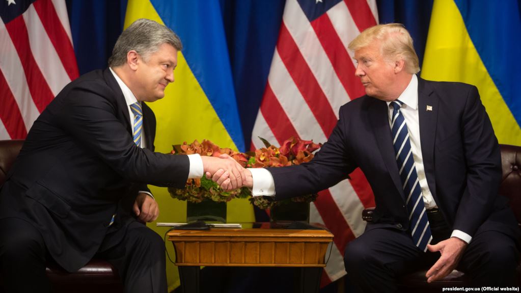 Президент США продовжив на рік санкції проти Росії