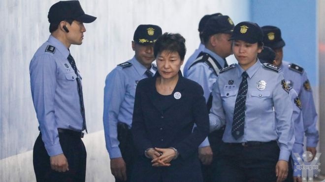 Екс-президент Південної Кореї отримала 24 роки ув’язнення