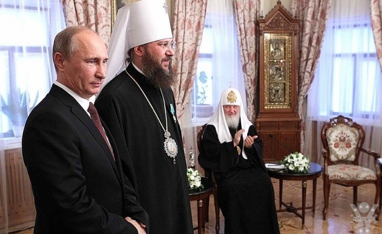 Диявол носить «Prada»: хто стоїть за дестабілізацією церковного життя в Україні