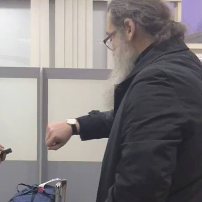 Скандальний московський митрополит Лука влаштував істерику в аеропорту Запоріжжя