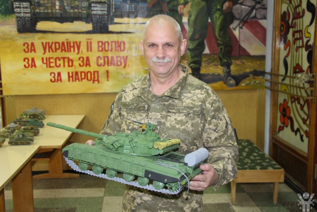 Історія танків у їх моделях. На Чернігівщині представлено одну з найбільших колекцій «панцирників»