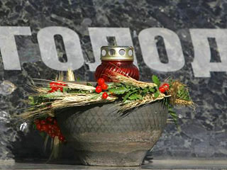 «Україна пам`ятає – світ визнає» - міжнародний мистецький проект, присвячений вшануванню пам`яті жертв Голодомору