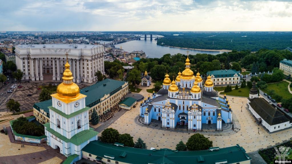 Долаємо русифікацію міст: Associated Press змінило Kyiv замість Kiev