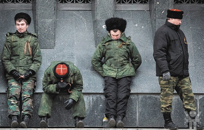 В окупованому Криму козаки вербують неповнолітніх для служби в армії РФ