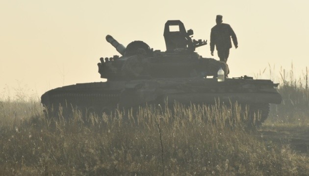 Російські окупанти застосували лазерну зброю на Донбасі: український військовий дістав опік сітківки ока