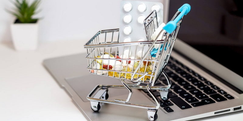Замовлення ліків в онлайн-аптеці: переваги для покупця