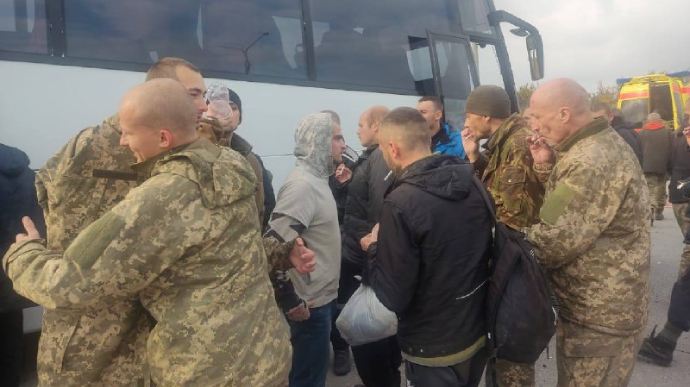 Україна провела обмін полоненими з росією та звільнила 52 людей