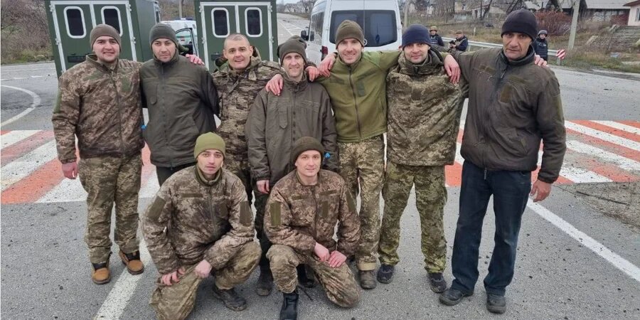 З російського полону звільнили ще дев’ятьох українських військових та трьох цивільних