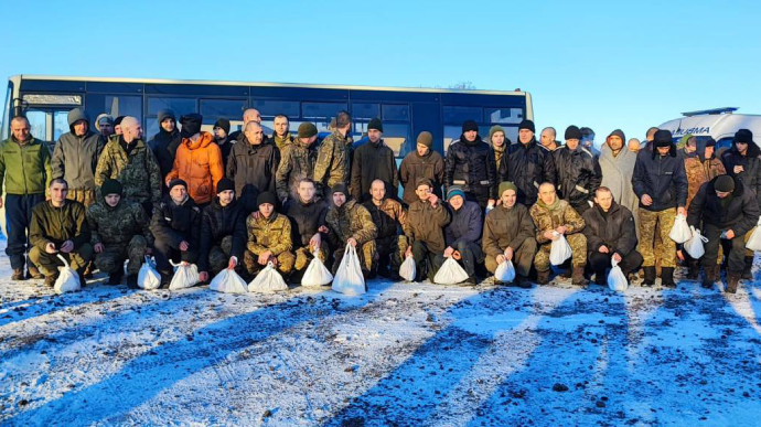 Україна повернула додому 50 воїнів