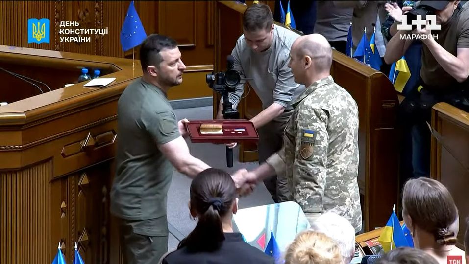 Президент присвоїв звання Героя України командиру зенітніків, які збили 13 
