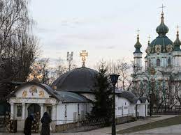 Апеляційний суд зобов’язав демонтувати храм-МАФ на території Музею історії України