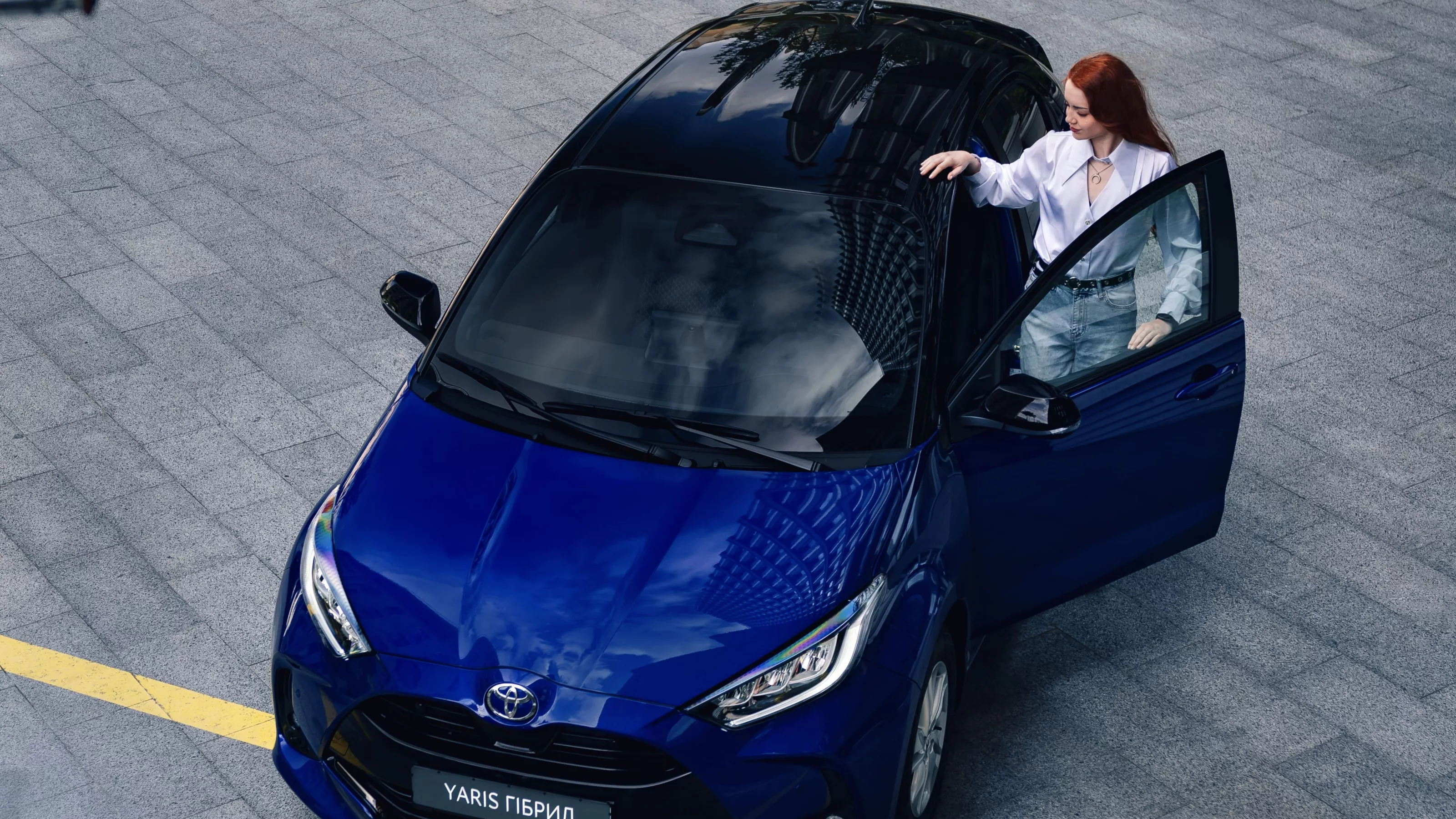 Toyota Yaris: компактний революціонер на великих дорогах