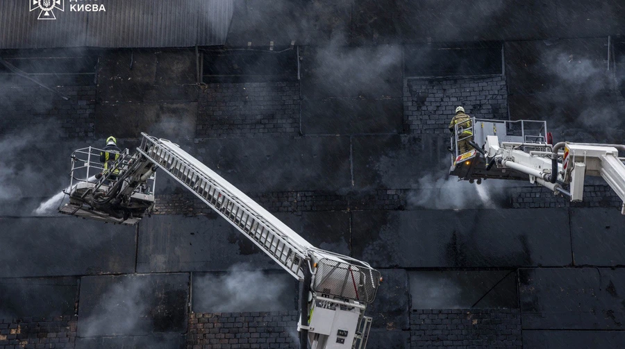 Російські окупанти обстріляли Київ: двоє загиблих і тринадцятеро потерпілих