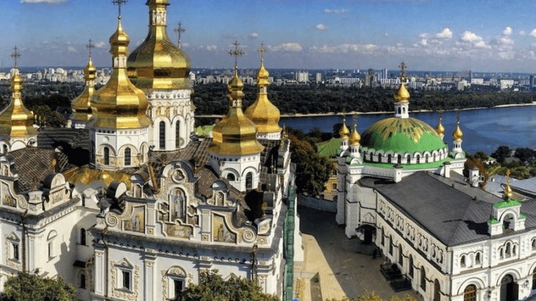 Києво-Печерська лавра частково відновлює доступ для відвідувачів