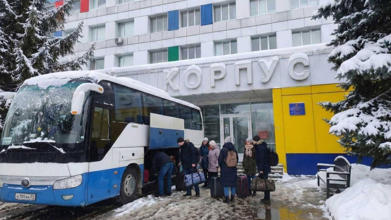 З Бєлгорода почали евакуювати в інші регіони пацієнтів лікарень