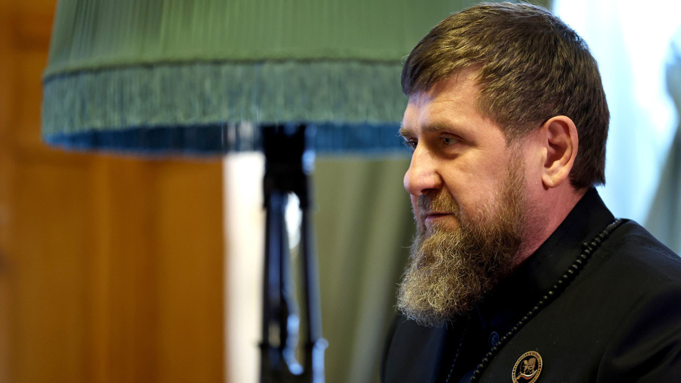 У Кремлі почали готуватися до смерті Кадирова