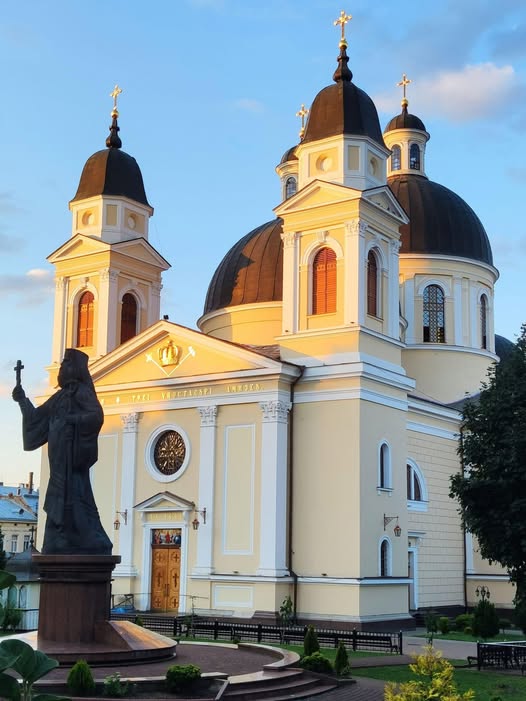Суд ухвалив рішення щодо кафедрального собору в Чернівцях